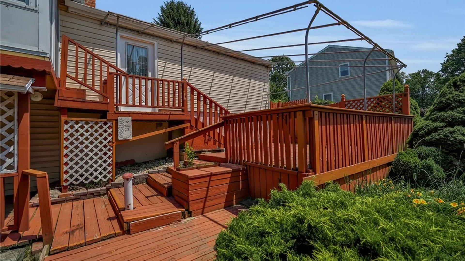Property at 6475 Ludon Drive, Boston, NY 14075 4