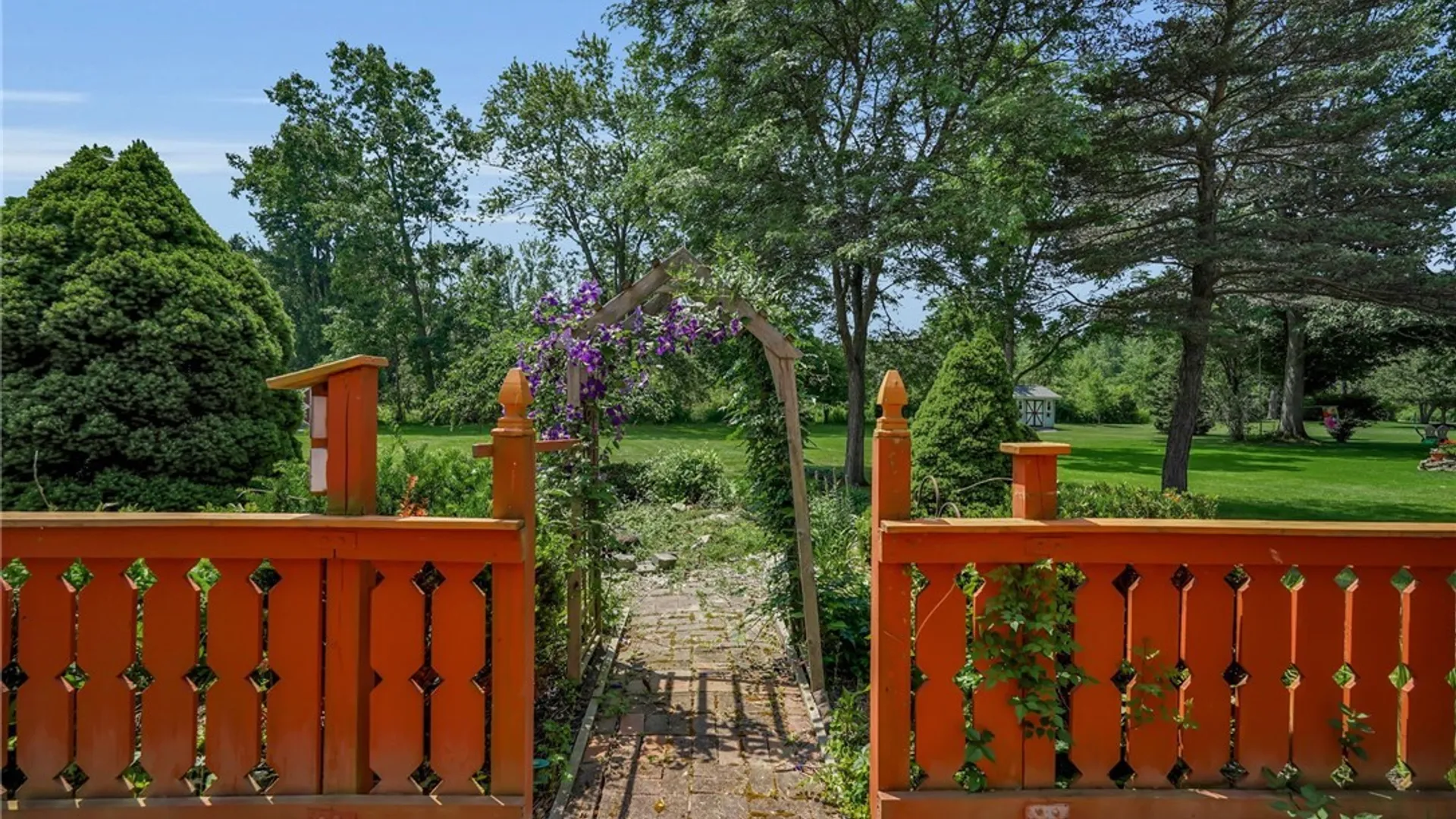 Property at 6475 Ludon Drive, Boston, NY 14075 6
