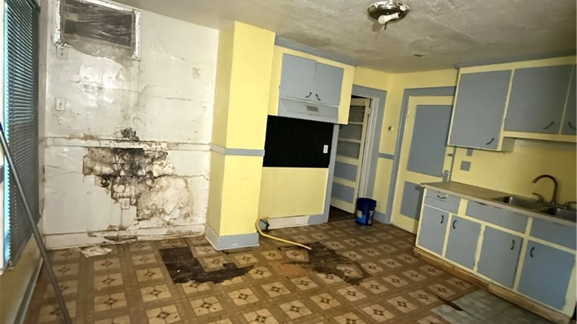 Property at 765 Flower City Park, Rochester, NY 14615 13