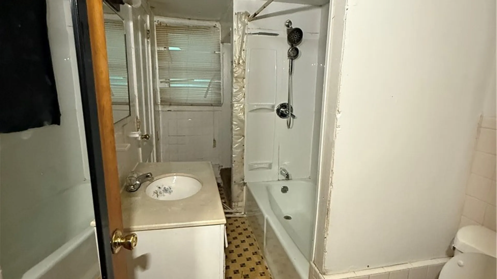 Property at 765 Flower City Park, Rochester, NY 14615 16
