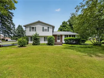 Property at 3929 Derby Dr, Onondaga, NY 13215