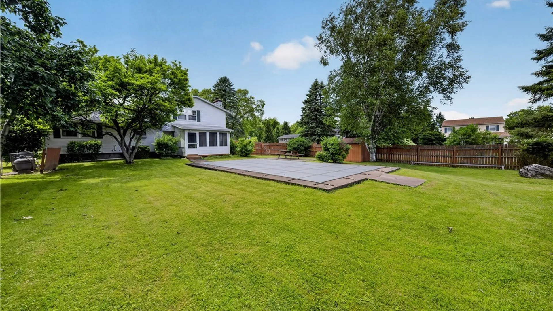 Property at 3929 Derby Dr, Onondaga, NY 13215 6