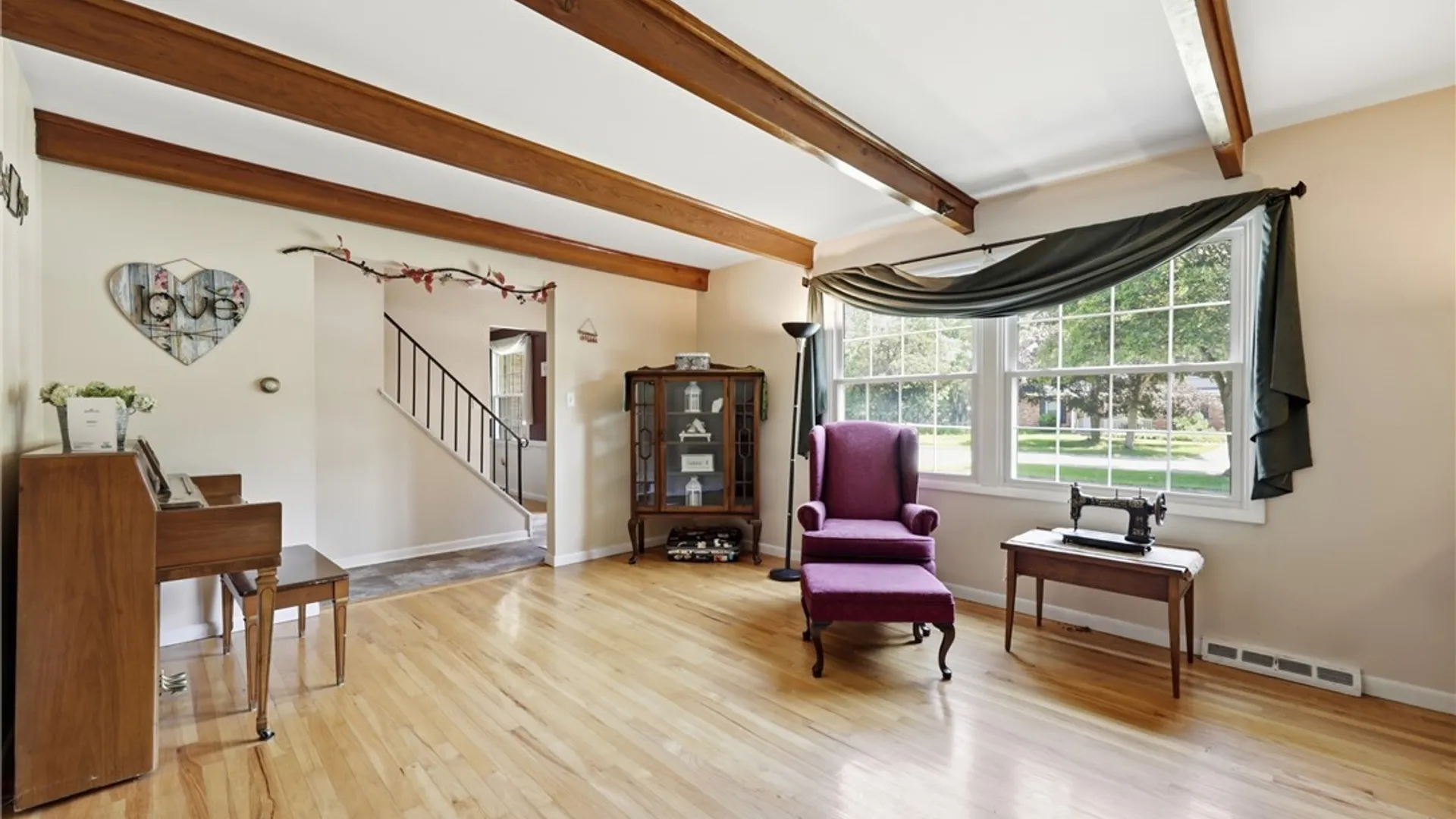 Property at 6 Chestnut Hill Lane, Amherst, NY 14221 10