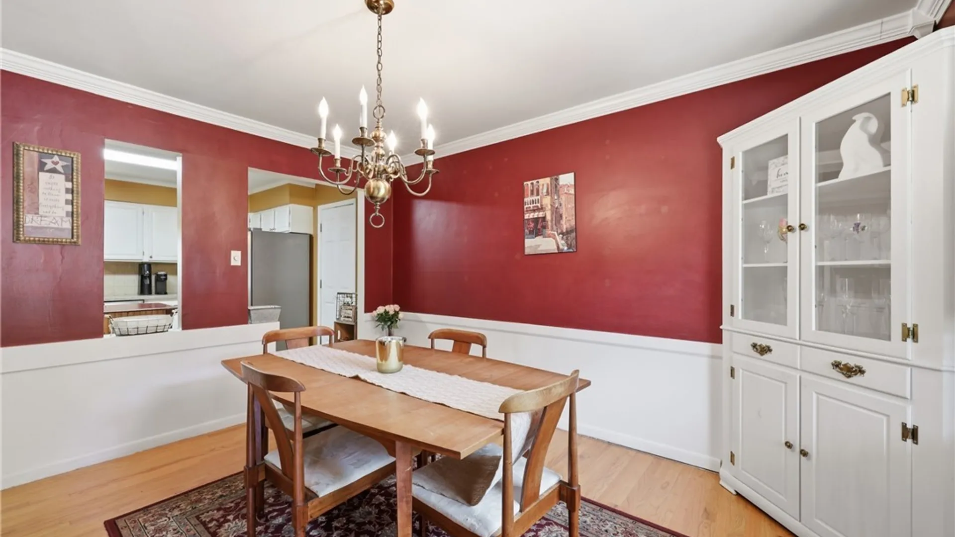 Property at 6 Chestnut Hill Lane, Amherst, NY 14221 11