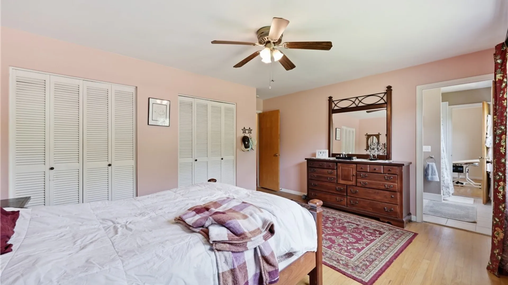 Property at 6 Chestnut Hill Lane, Amherst, NY 14221 24