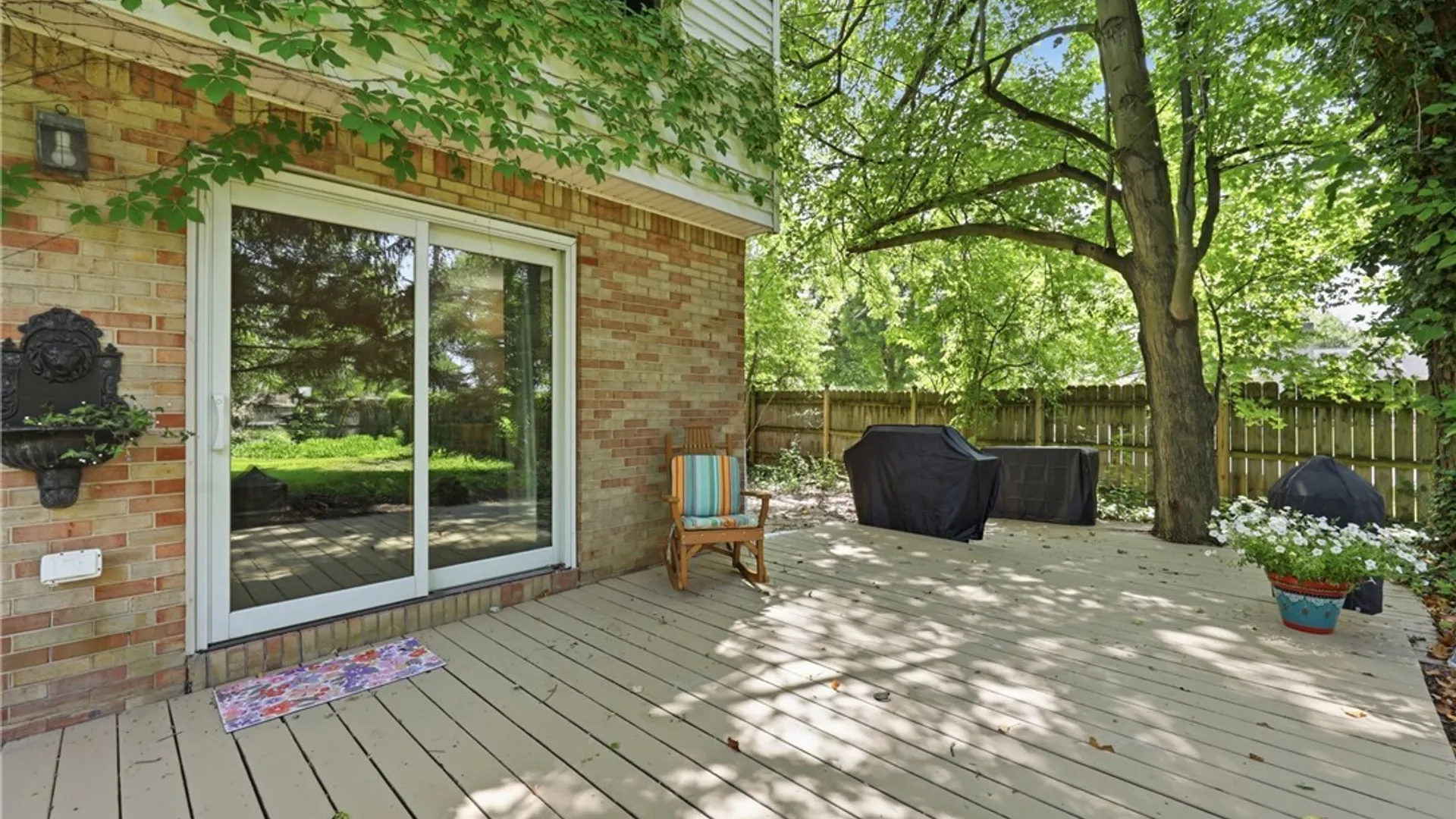 Property at 6 Chestnut Hill Lane, Amherst, NY 14221 41