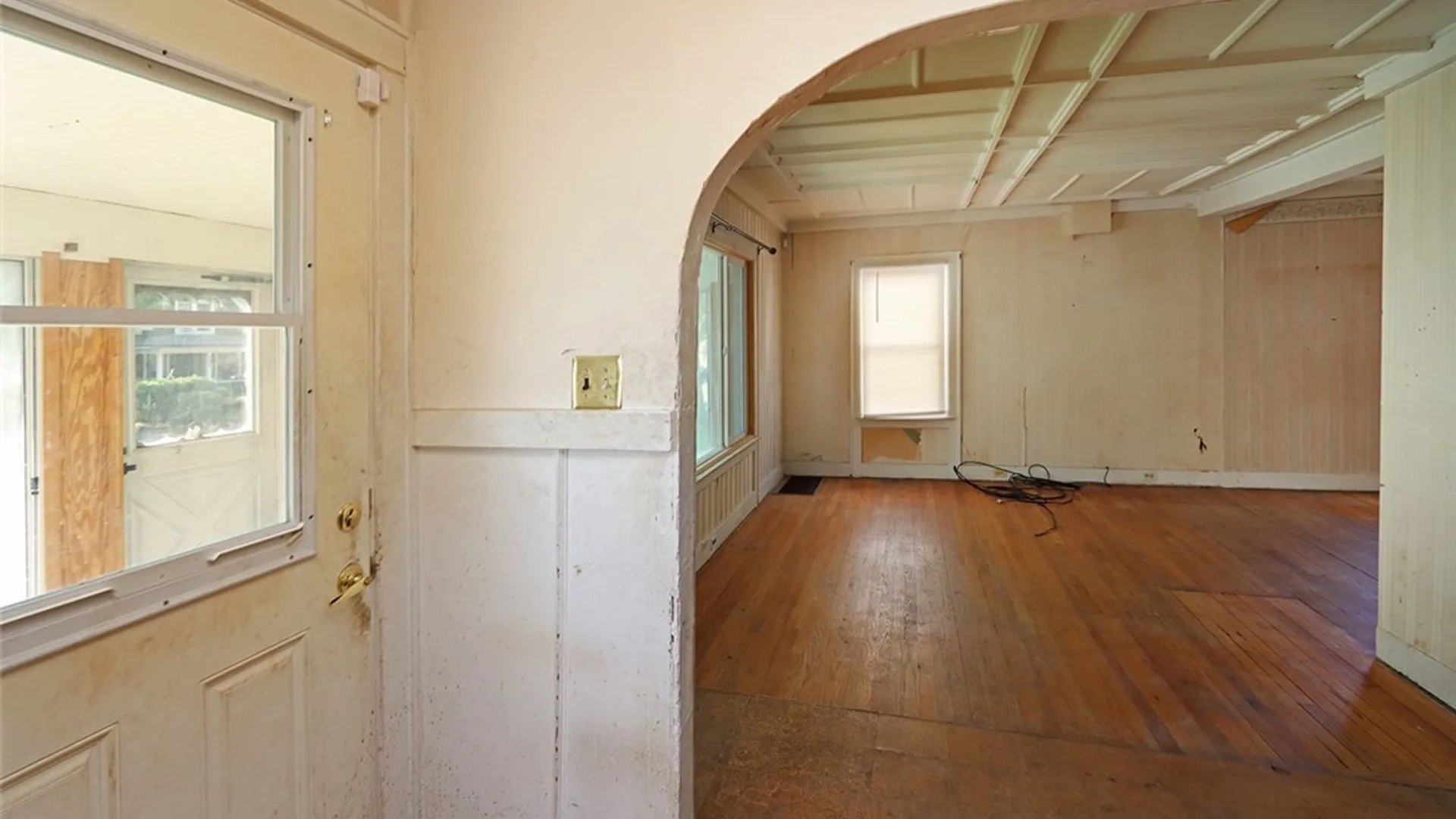 Property at 180 Chaffee Avenue, Syracuse, NY 13207 8