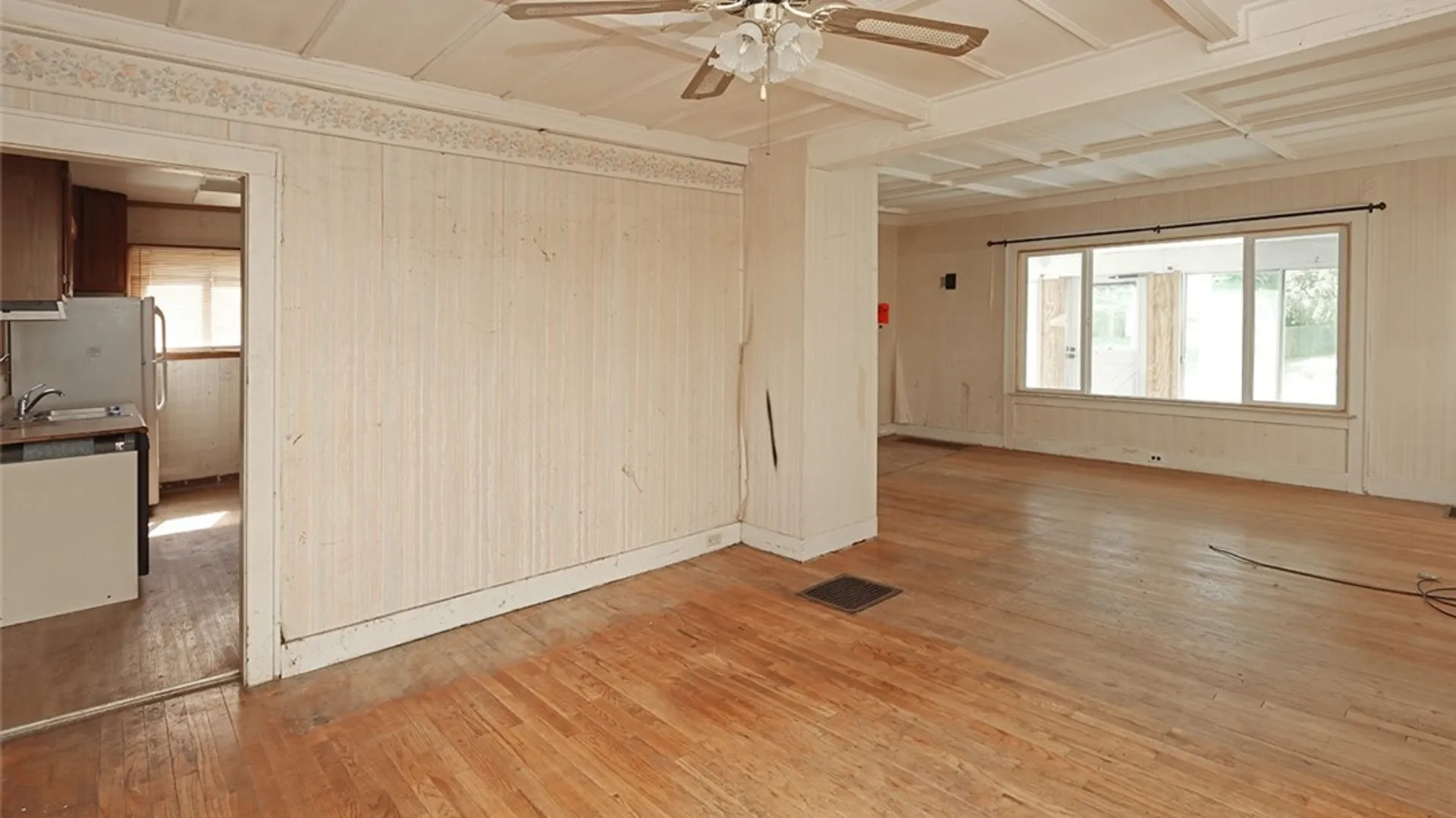 Property at 180 Chaffee Avenue, Syracuse, NY 13207 16