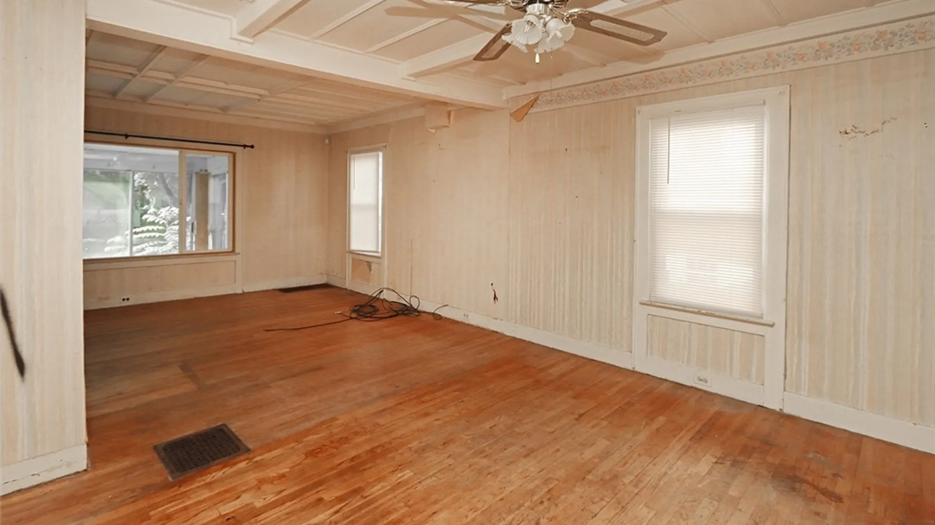 Property at 180 Chaffee Avenue, Syracuse, NY 13207 17