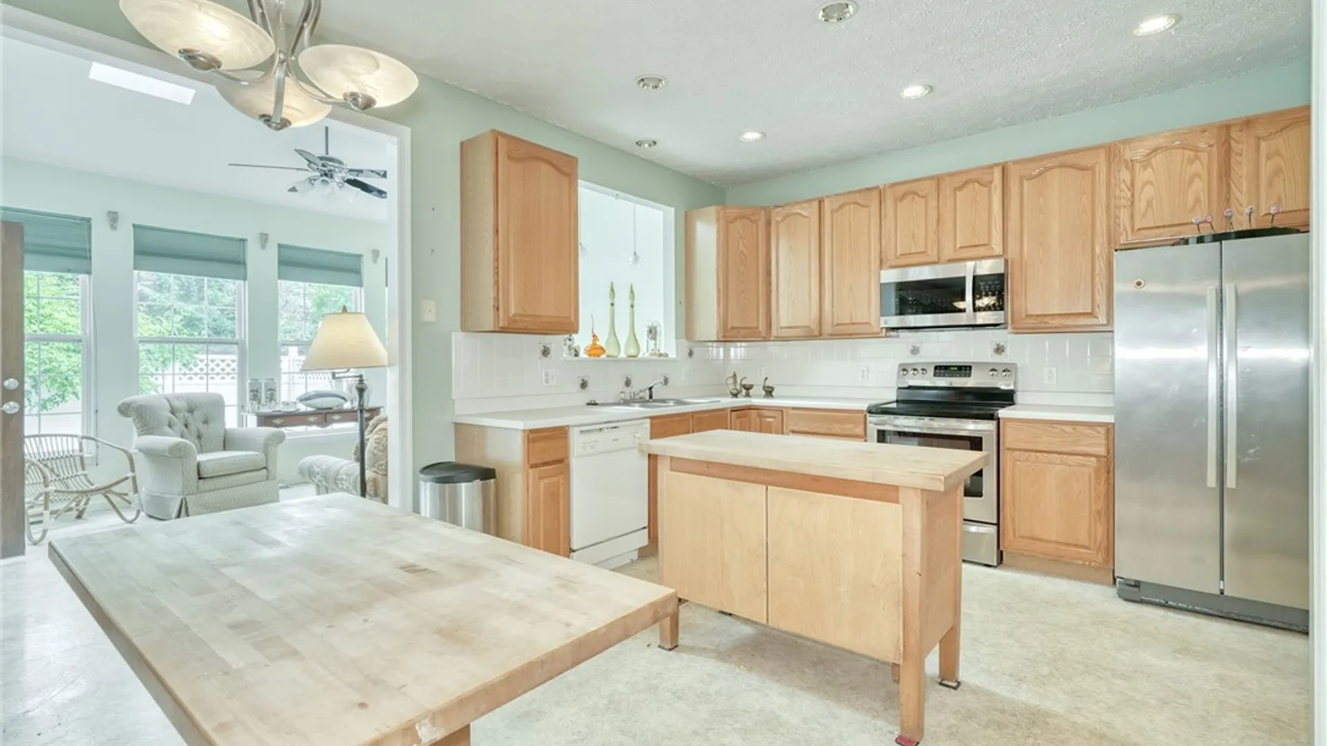 Property at 2 Cornflower Drive, Chili, NY 14514 6