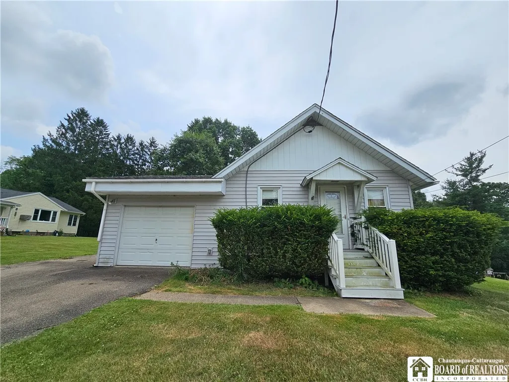 Property at 272 Hamilton Avenue, Olean, NY 14760