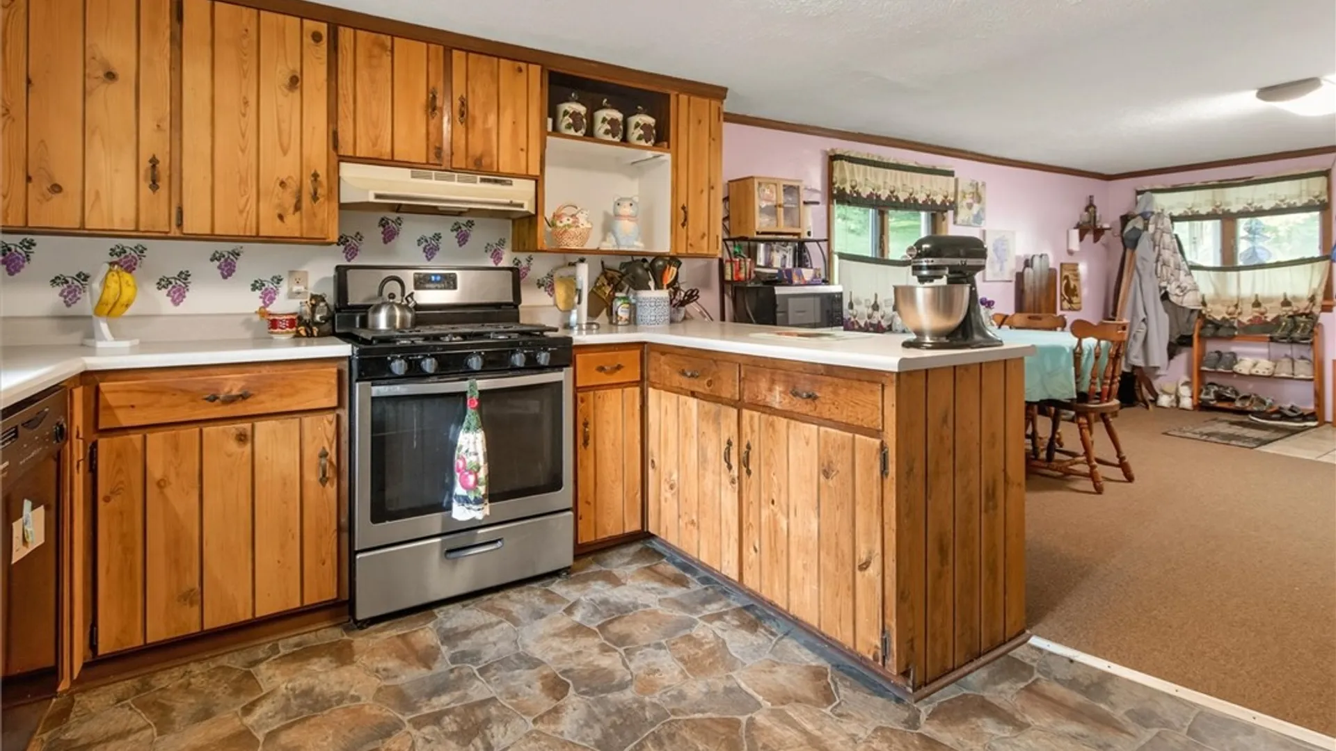 Property at 11 Van Marters Ln, Lyons, NY 14489 20