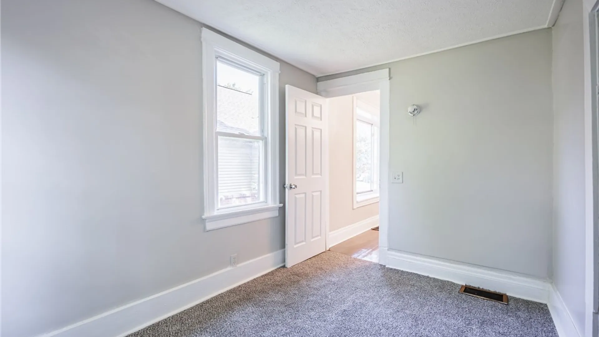Property at 219 Dr Samuel Mccree, Rochester, NY 14611 17