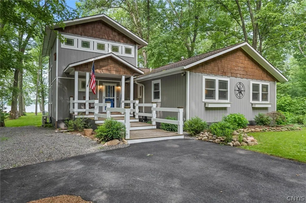Property at 7255 Farnham Road, Lysander, NY 13112