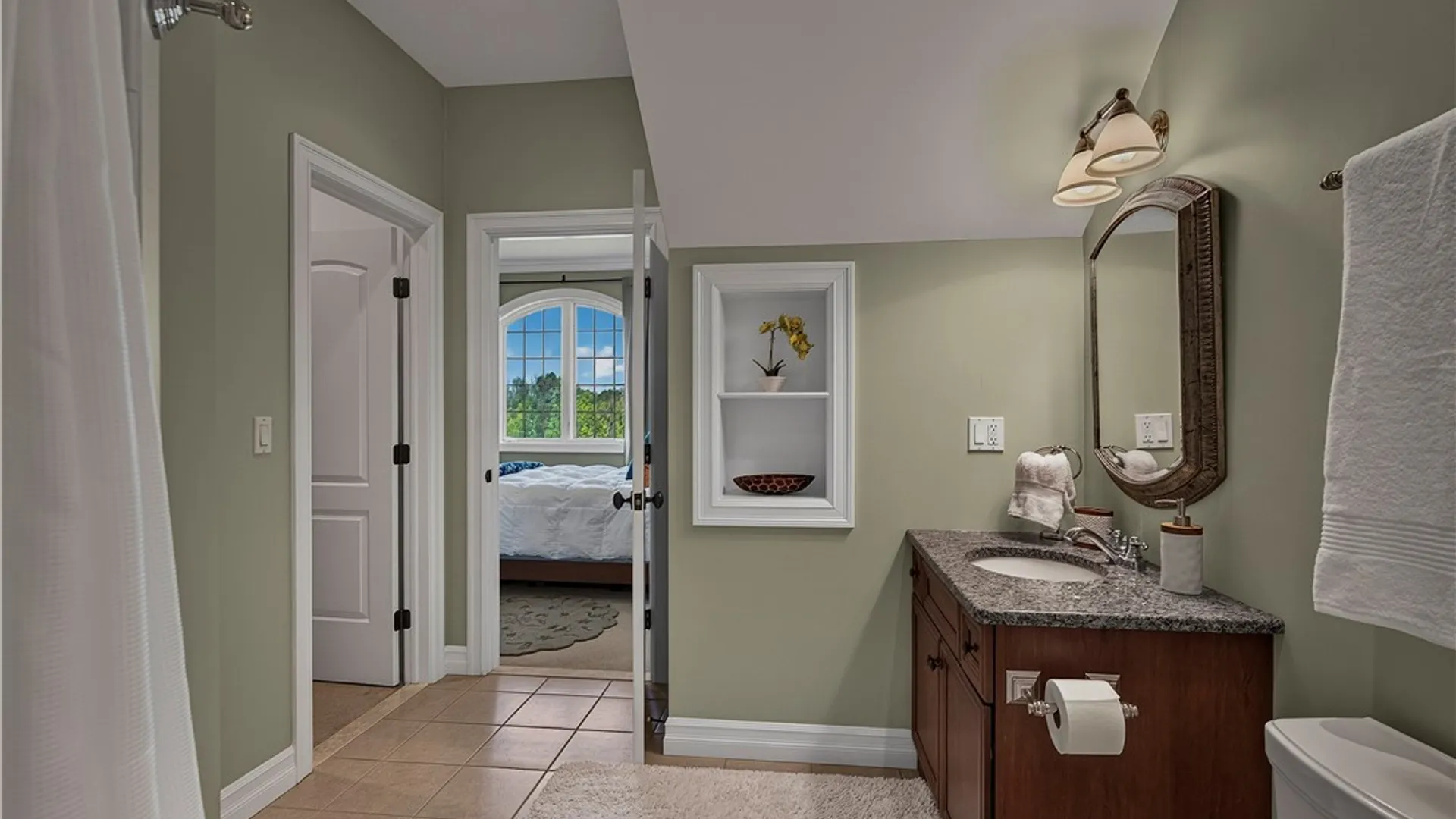Property at 306 Georgetown Sq, Kirkland, NY 13323 38