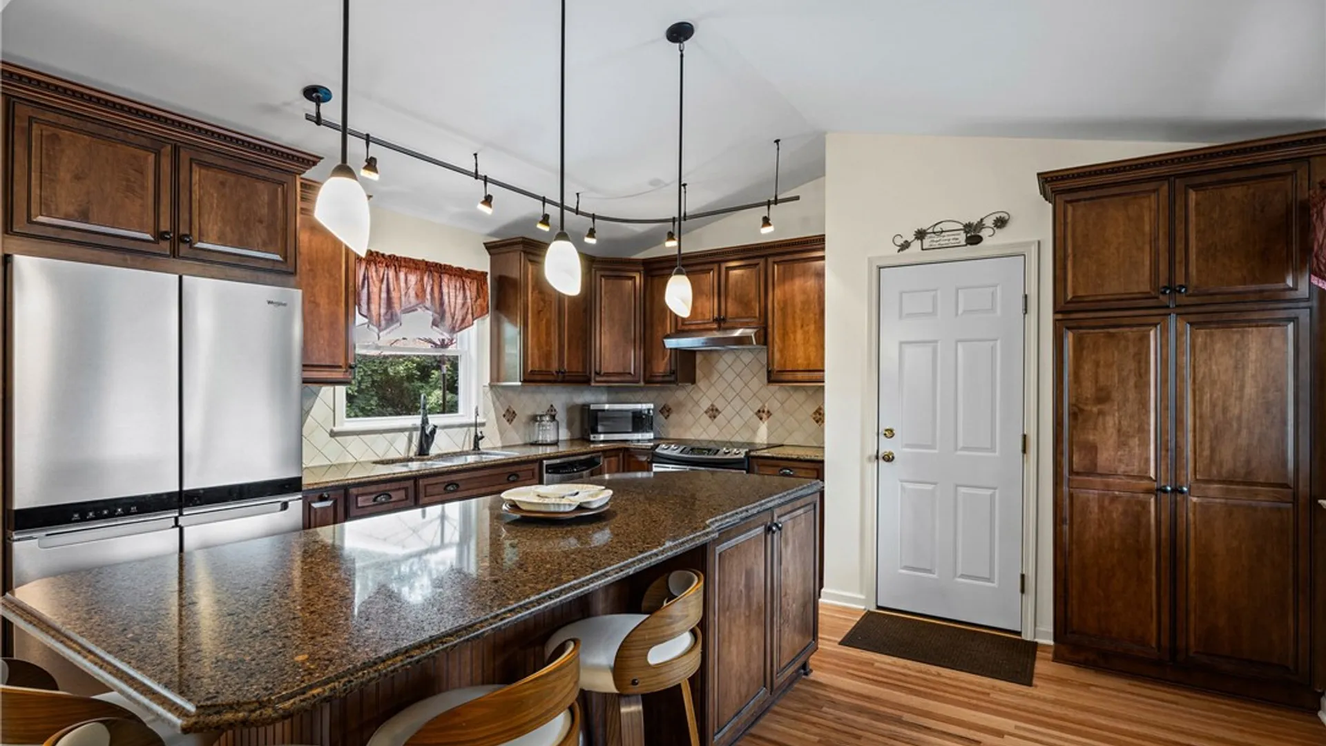Property at 159 Ledgerock Lane, Brighton, NY 14618 9