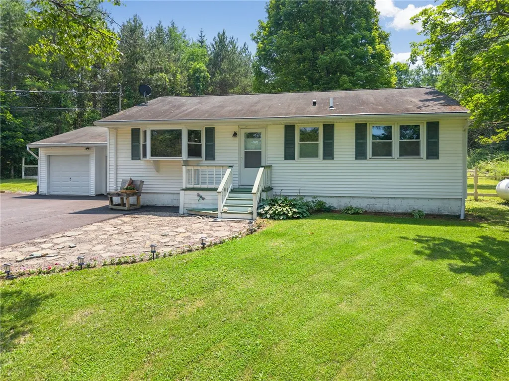 Property at 752 State Route 146, Wright, NY 12053