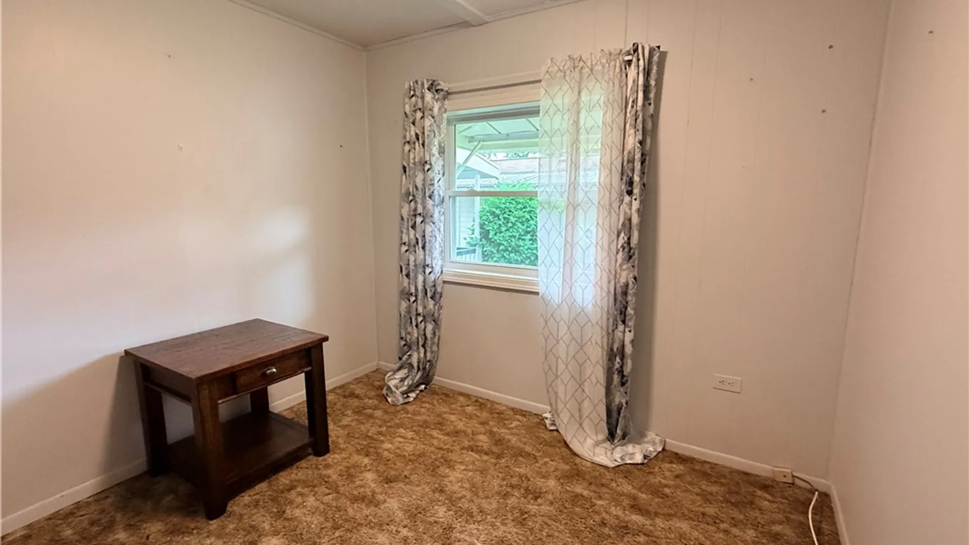 Property at 37 Keuka Lane, Manchester, NY 14504 20