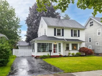 Property at 98 Wimbledon Road, Irondequoit, NY 14617