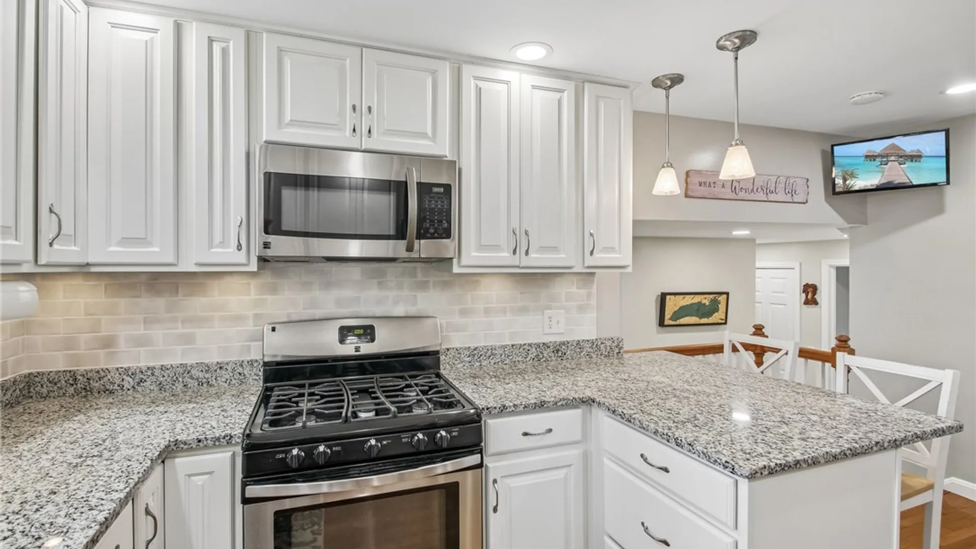 Property at 45 Sandoris Circle, Irondequoit, NY 14622 11