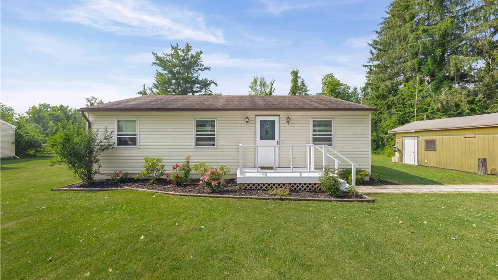 Property at 9080 Old State Route 31, Galen, NY 14489 3