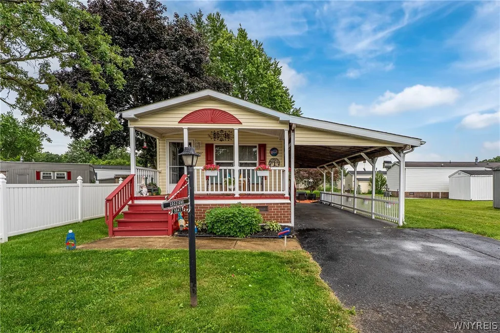 Property at 9947 Whitwick, Clarence, NY 14031