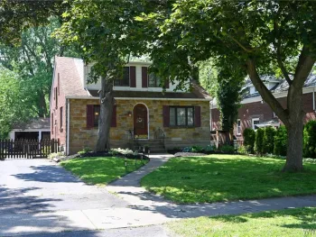 Property at 130 Ivyhurst Road, Amherst, NY 14226