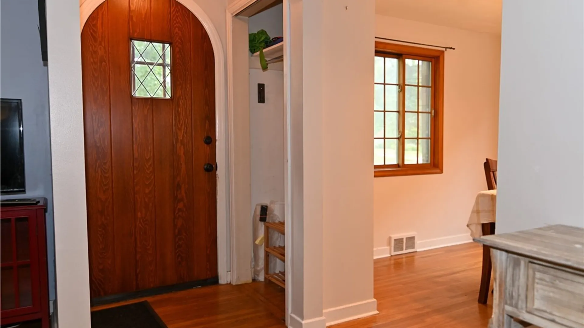Property at 130 Ivyhurst Road, Amherst, NY 14226 6