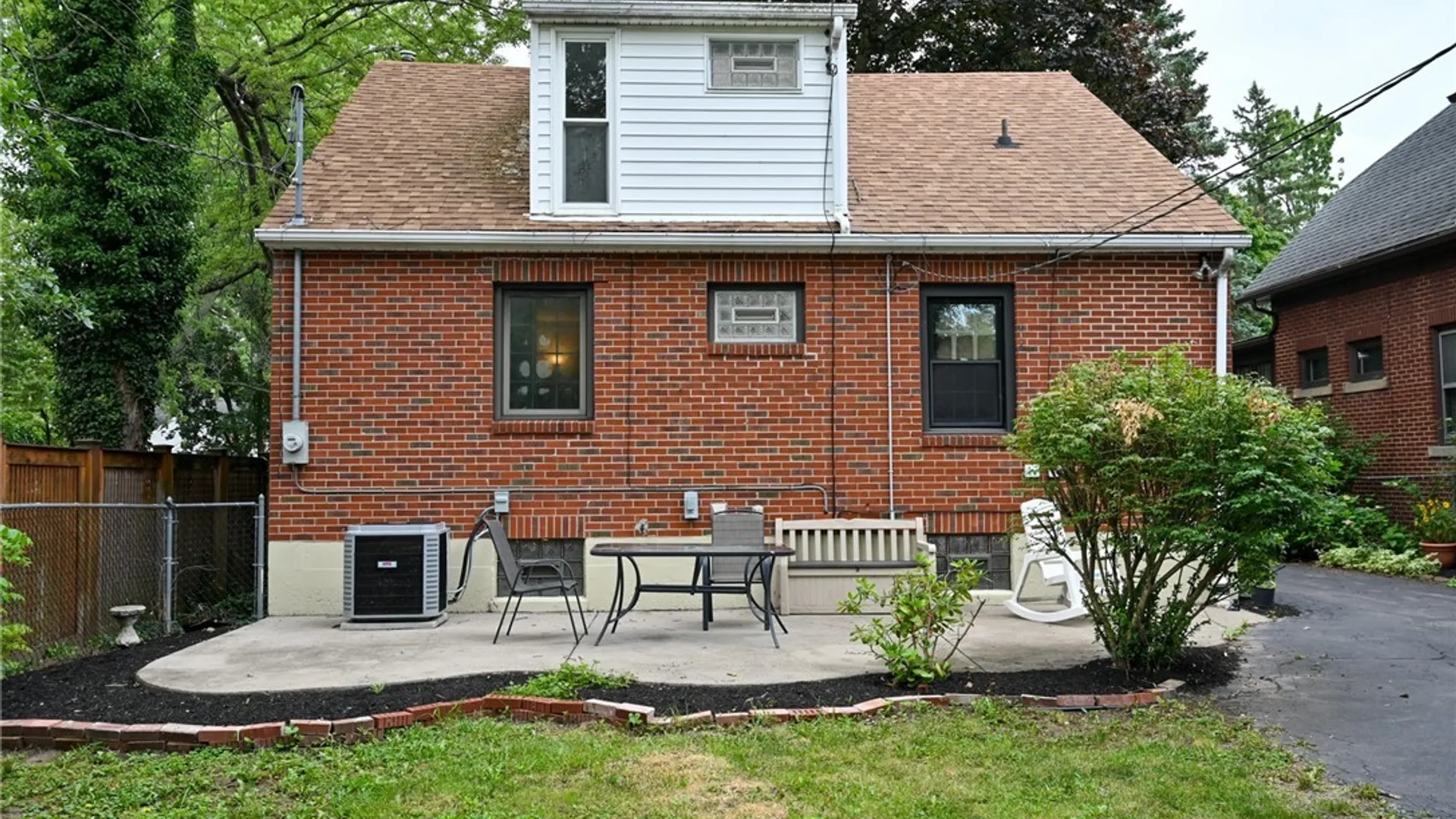 Property at 130 Ivyhurst Road, Amherst, NY 14226 29