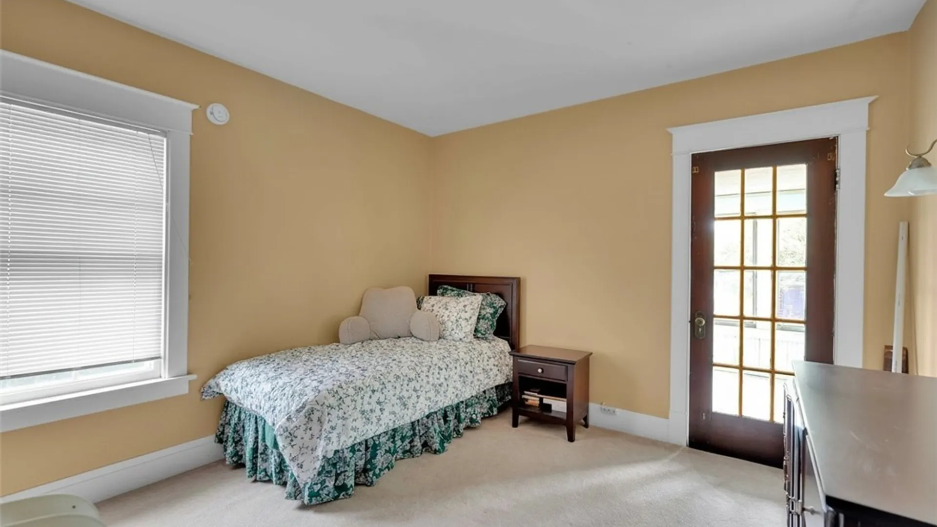 Property at 737 Tacoma Avenue, Buffalo, NY 14216 24