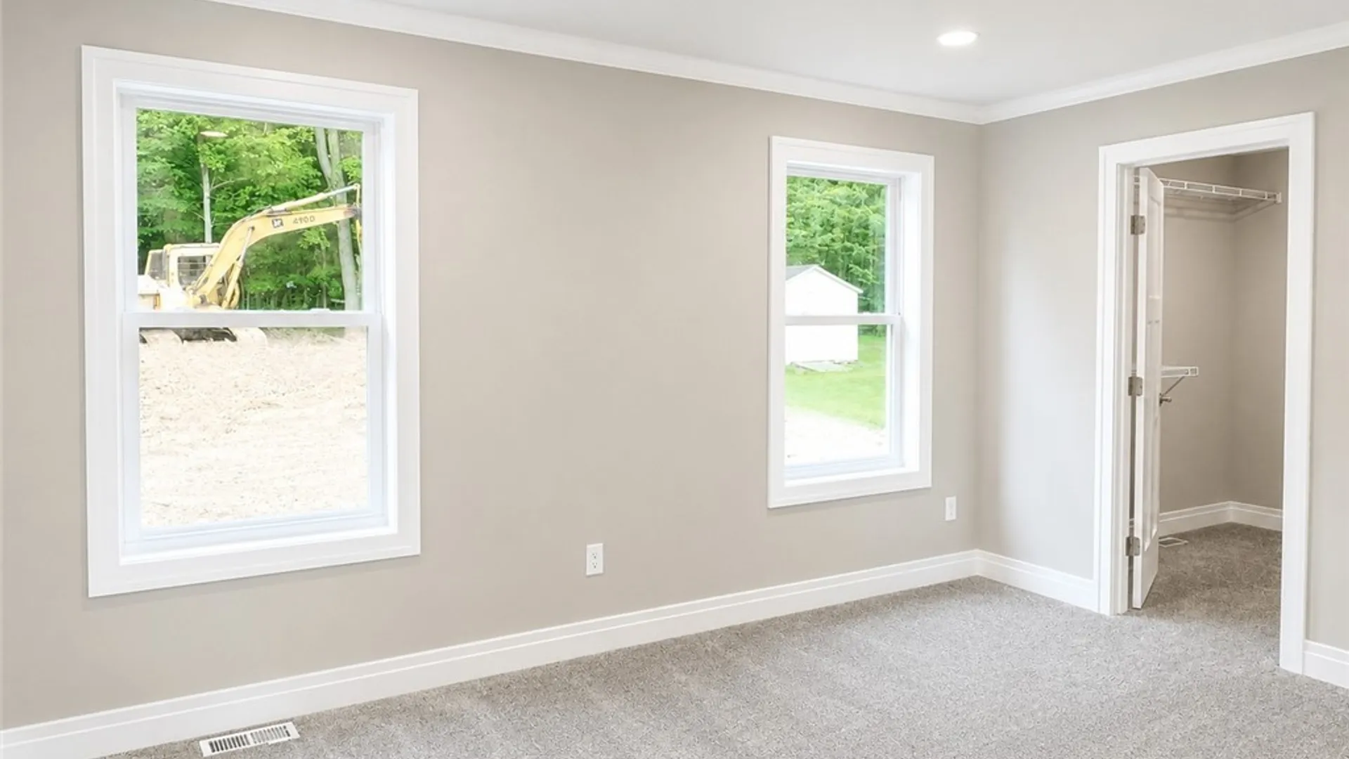Property at 6515 Burke Road, Hamburg, NY 14085 11