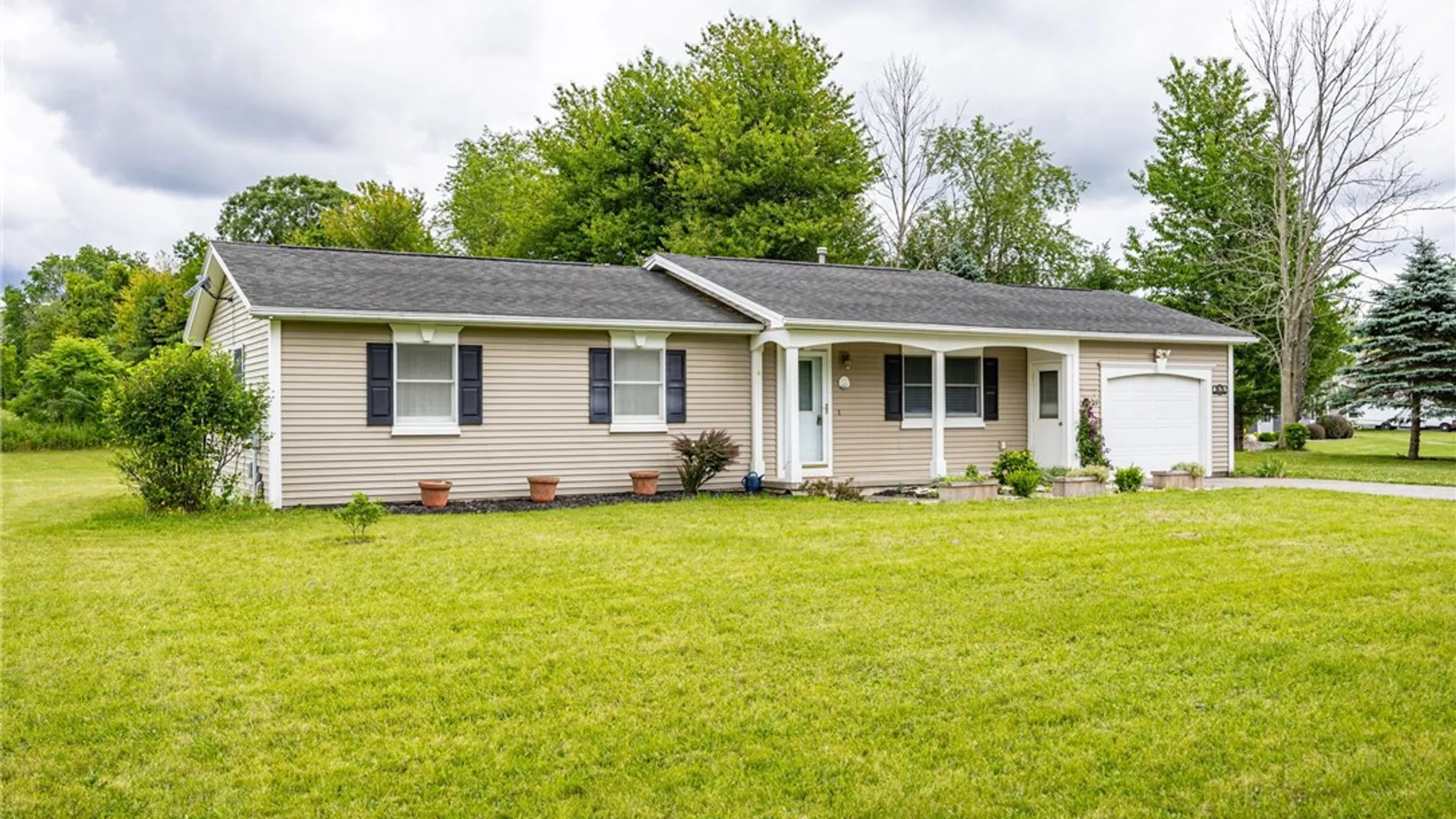 Property at 1676 Walworth Road, Macedon, NY 14522 24
