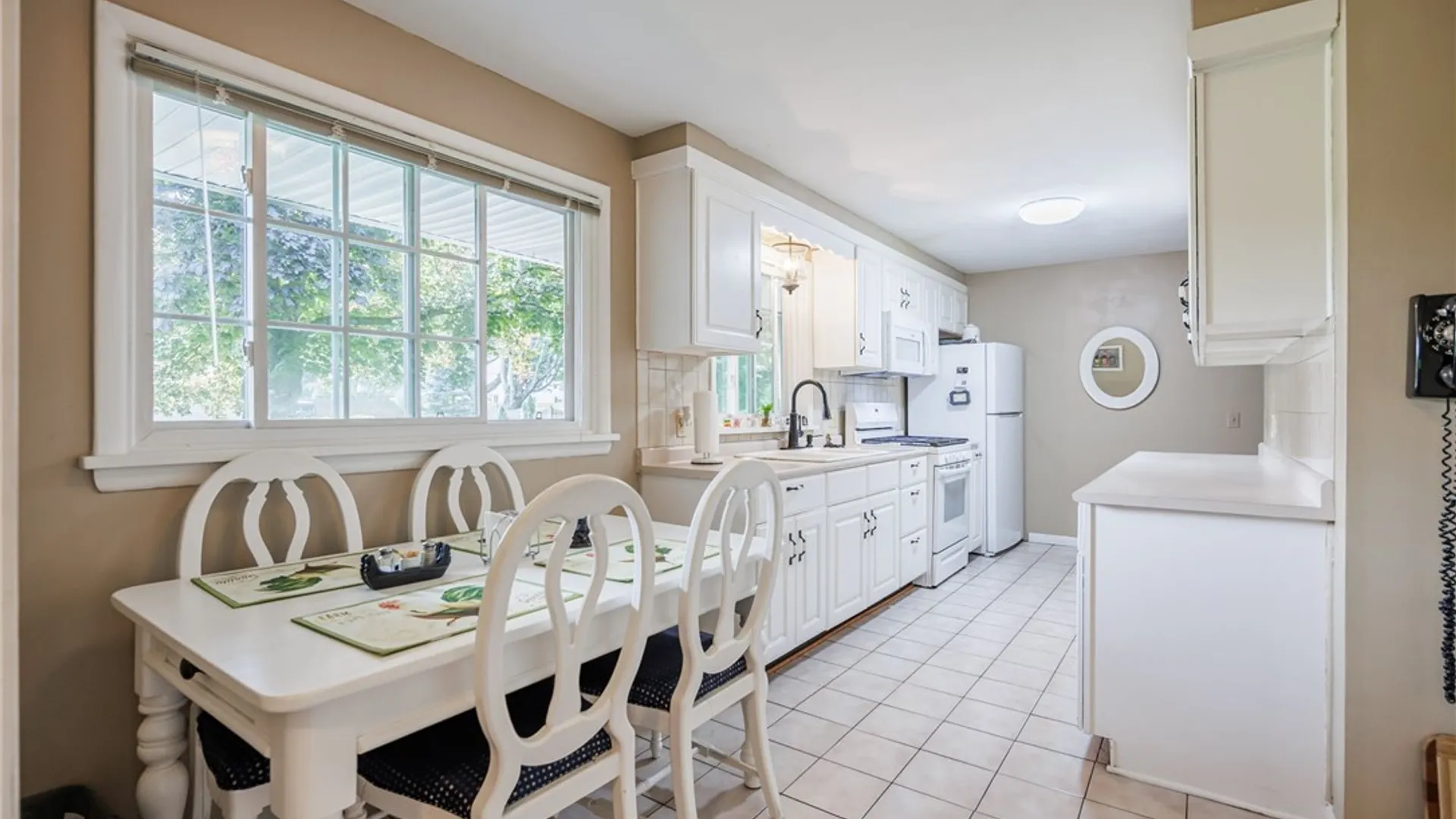 Property at 77 Willowen Drive, Irondequoit, NY 14609 3