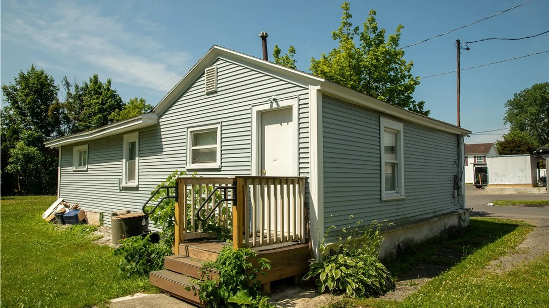 Property at 3728 New Court Avenue, Salina, NY 13206 3