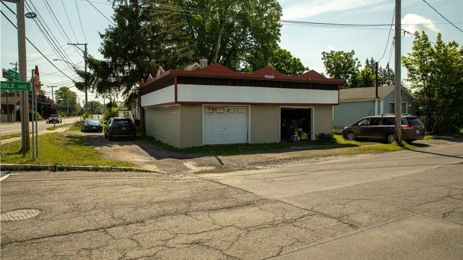 Property at 3728 New Court Avenue, Salina, NY 13206 7