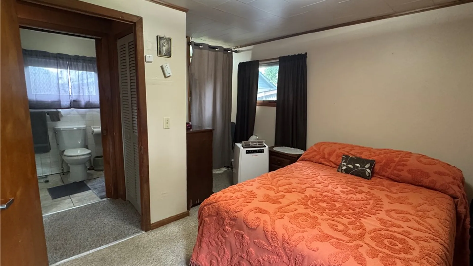 Property at 10 Jefferson Avenue, Oneonta, NY 13820 13