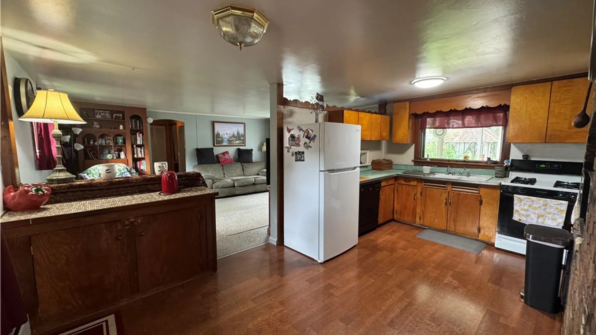 Property at 10 Jefferson Avenue, Oneonta, NY 13820 8