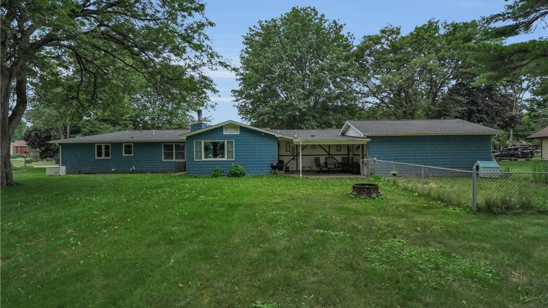 Property at 1073 Lyndale Lane, Marilla, NY 14059 3