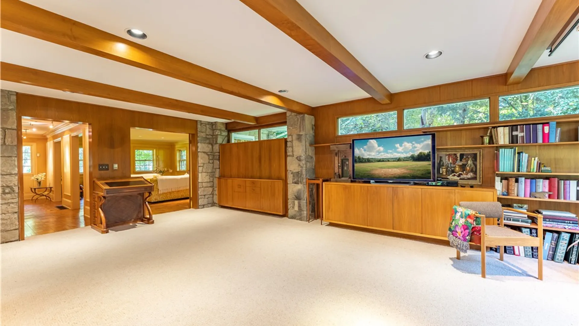 Property at 28 San Rafael Drive, Pittsford, NY 14618 8