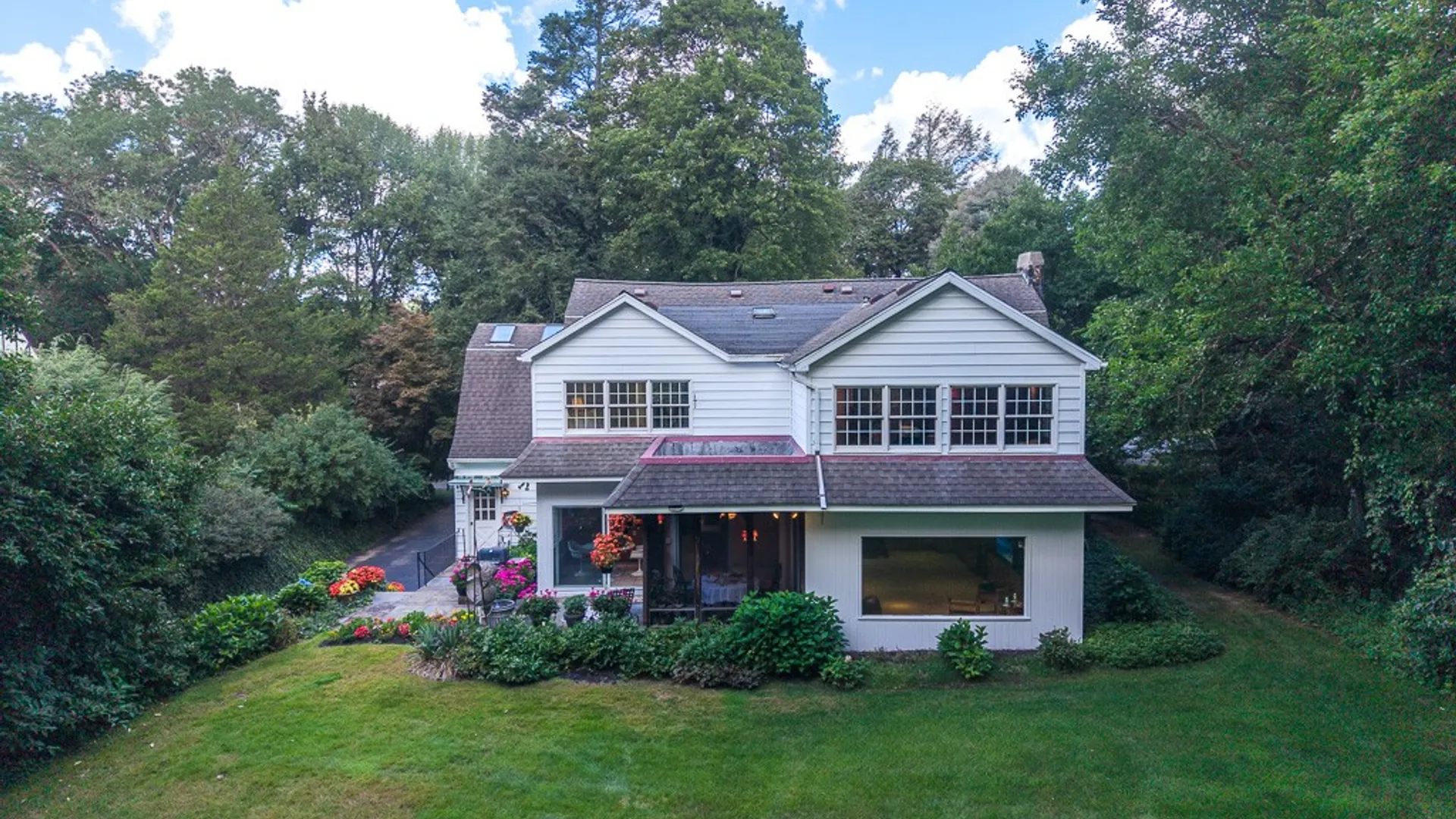 Property at 28 San Rafael Drive, Pittsford, NY 14618 42