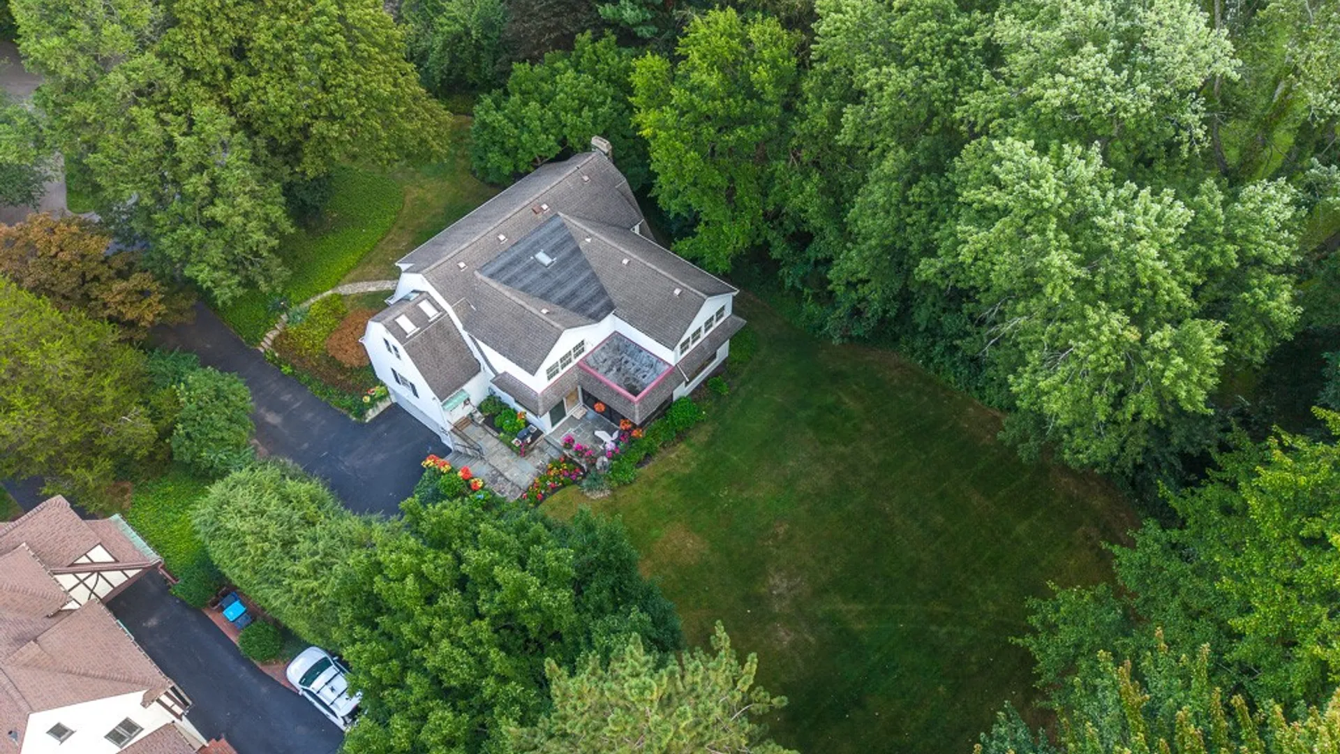 Property at 28 San Rafael Drive, Pittsford, NY 14618 44