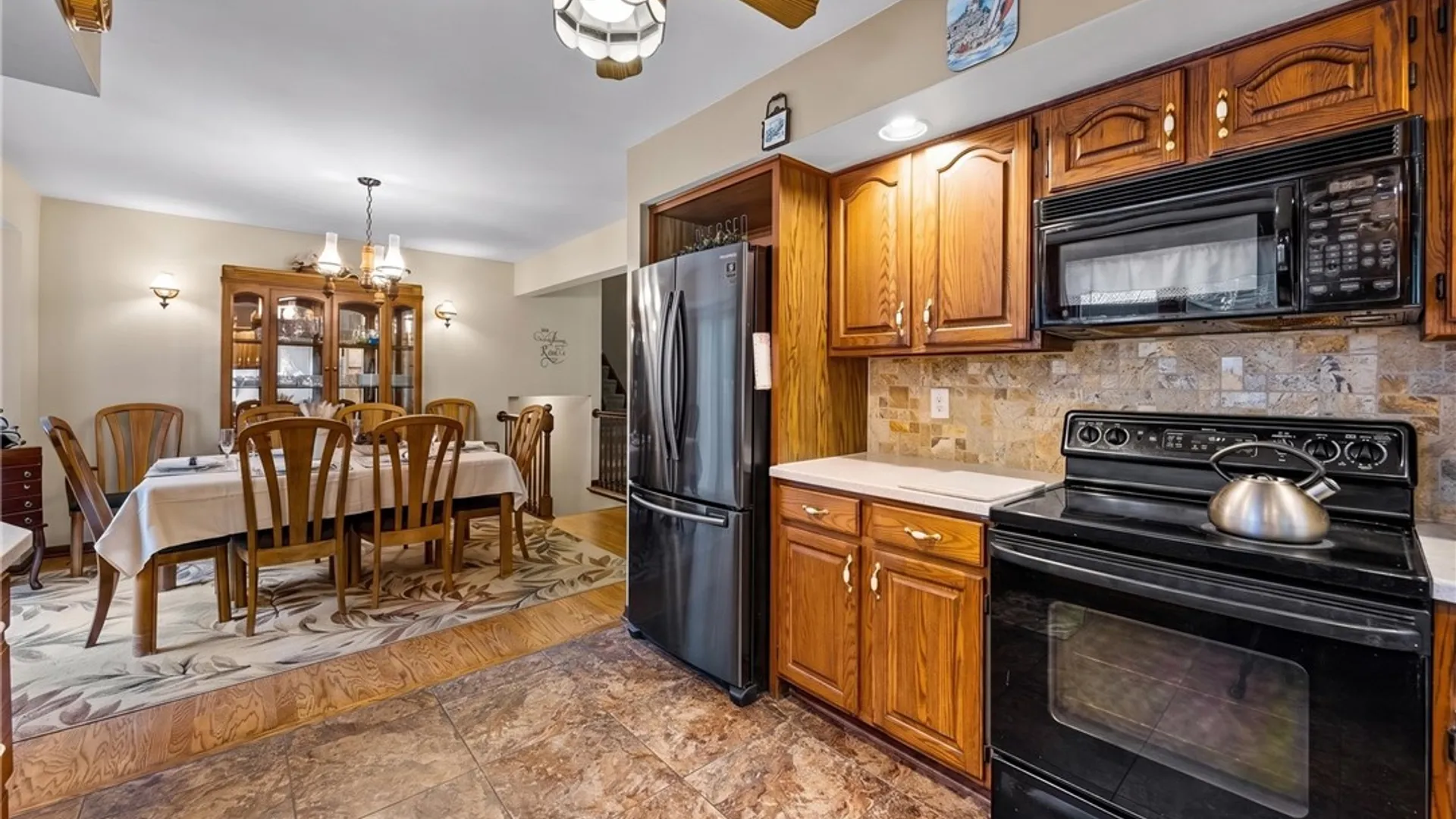 Property at 14 Maryknoll Circle, Livonia, NY 14487 9