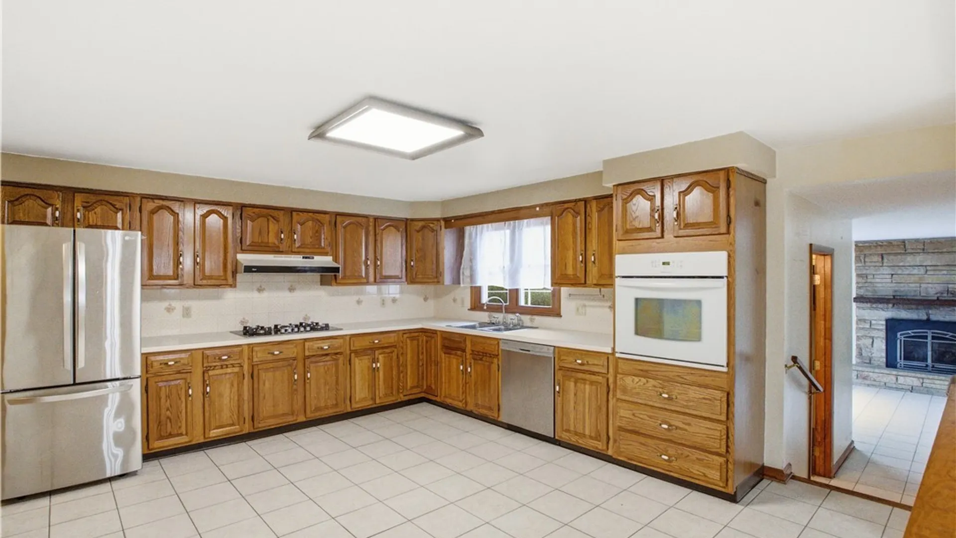 Property at 192 N Seine Drive, Cheektowaga, NY 14227 11