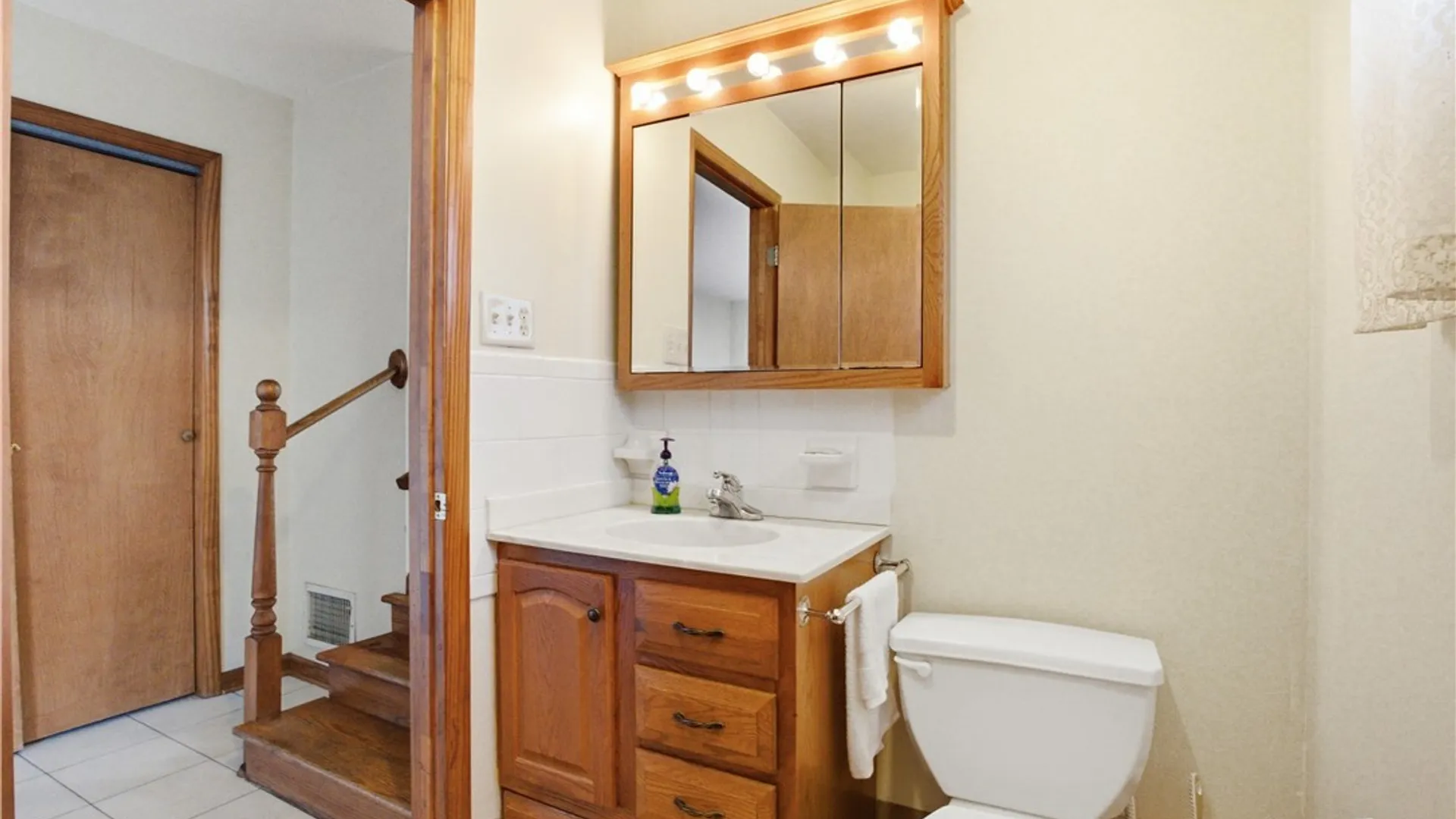 Property at 192 N Seine Drive, Cheektowaga, NY 14227 15