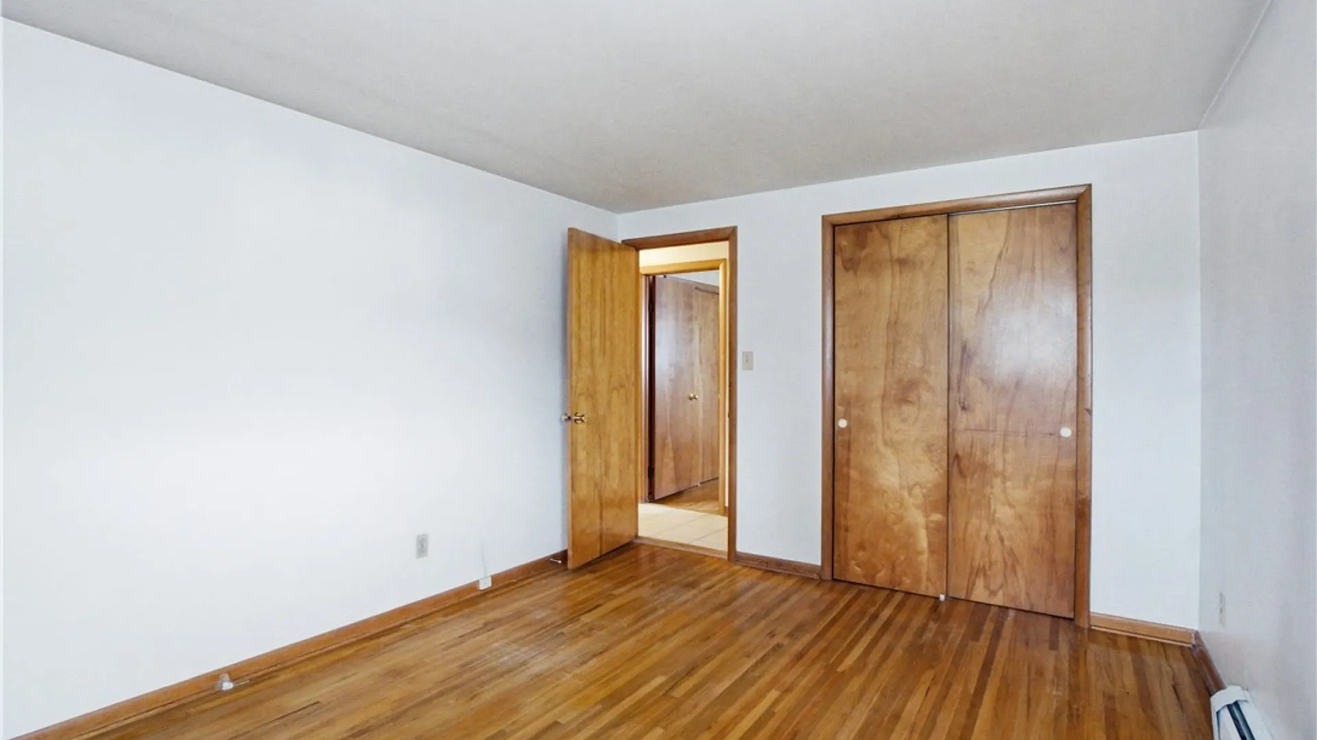 Property at 192 N Seine Drive, Cheektowaga, NY 14227 18