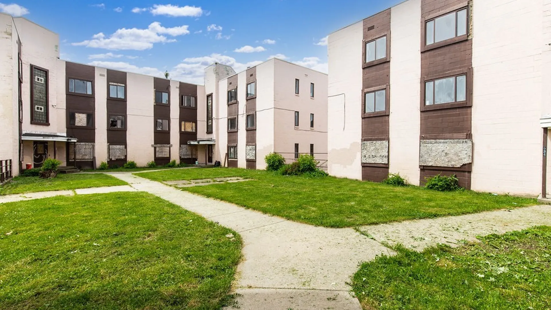 Property at 628 9th Street, Niagara Falls, NY 14301 4