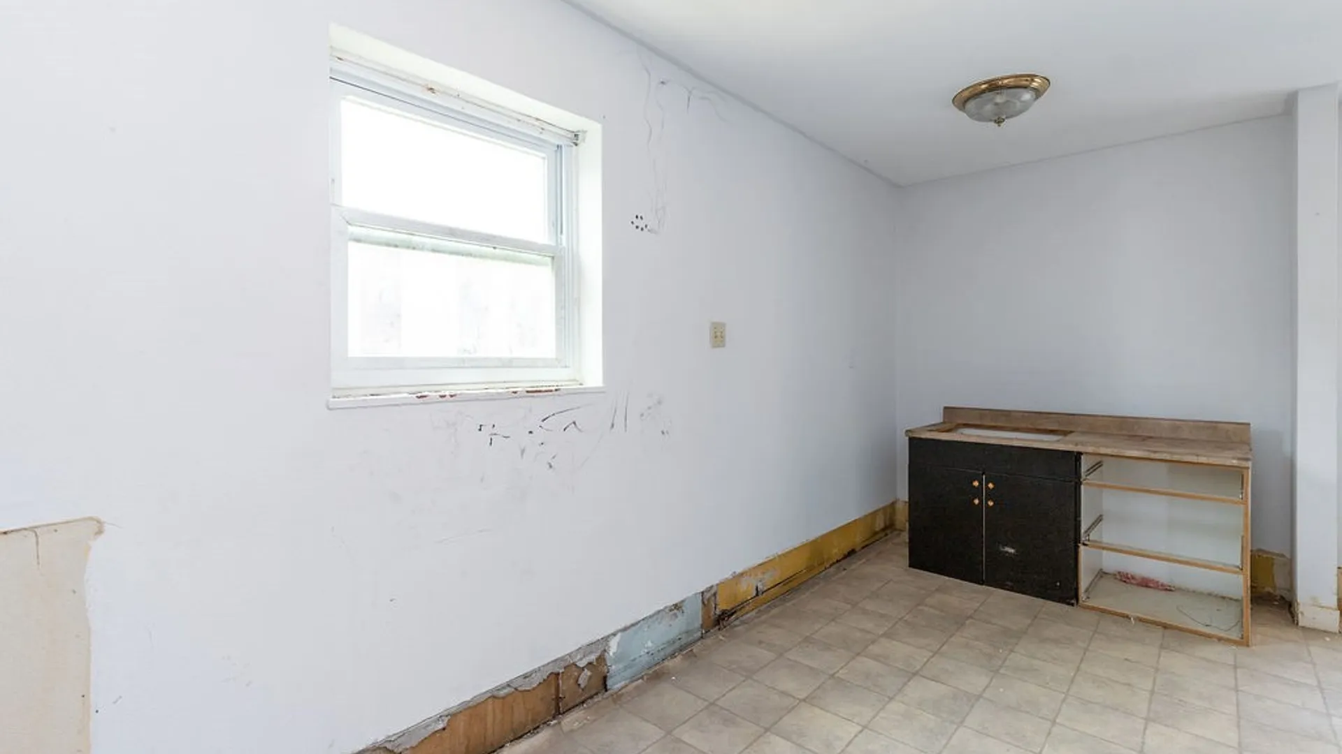 Property at 628 9th Street, Niagara Falls, NY 14301 49