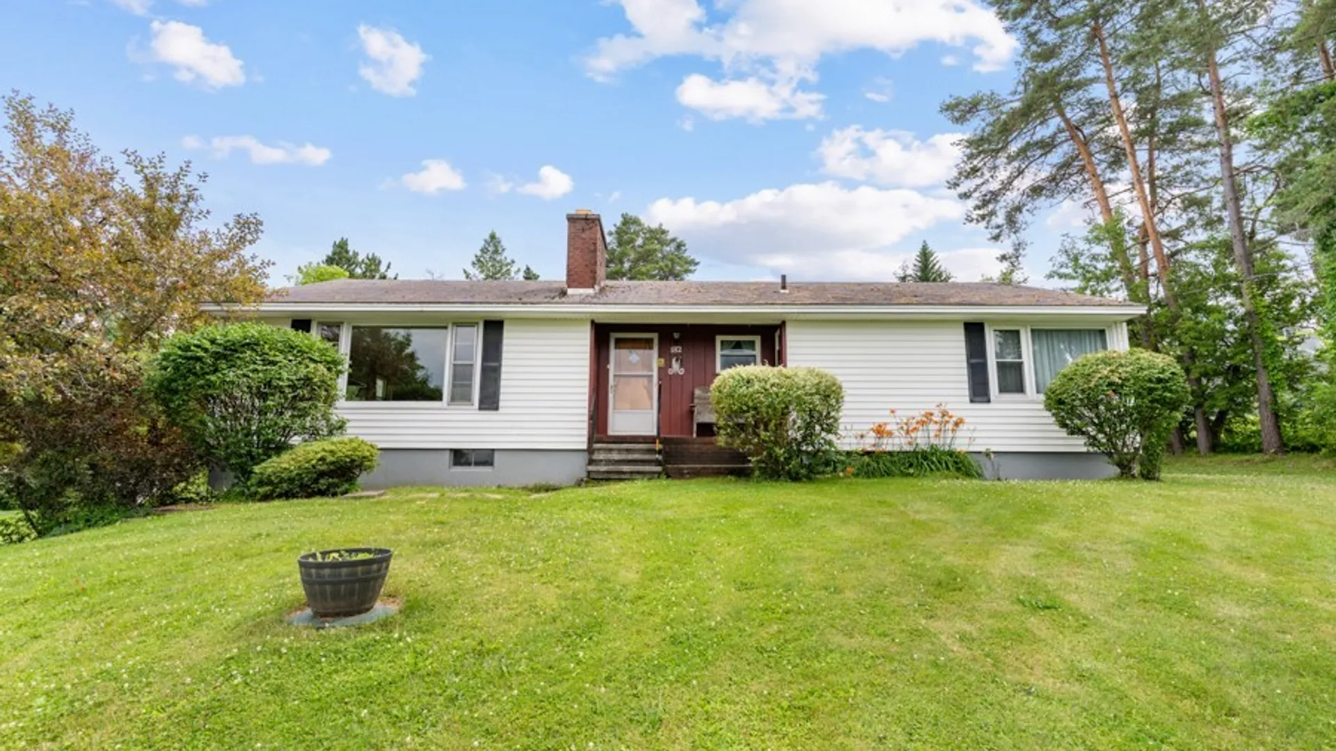 Property at 182 Hinman rd, German Flatts, NY 13407 17