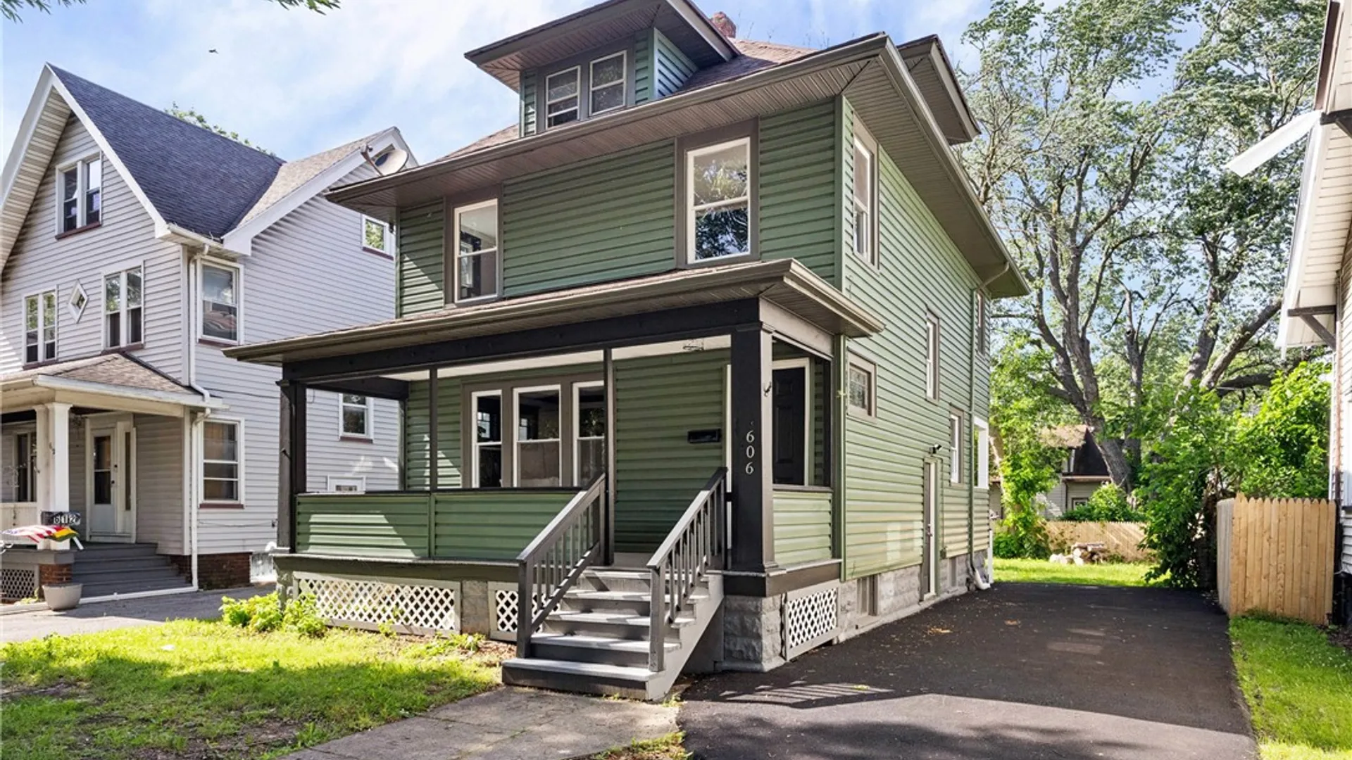 Property at 606 Brooks Avenue, Rochester, NY 14619 3
