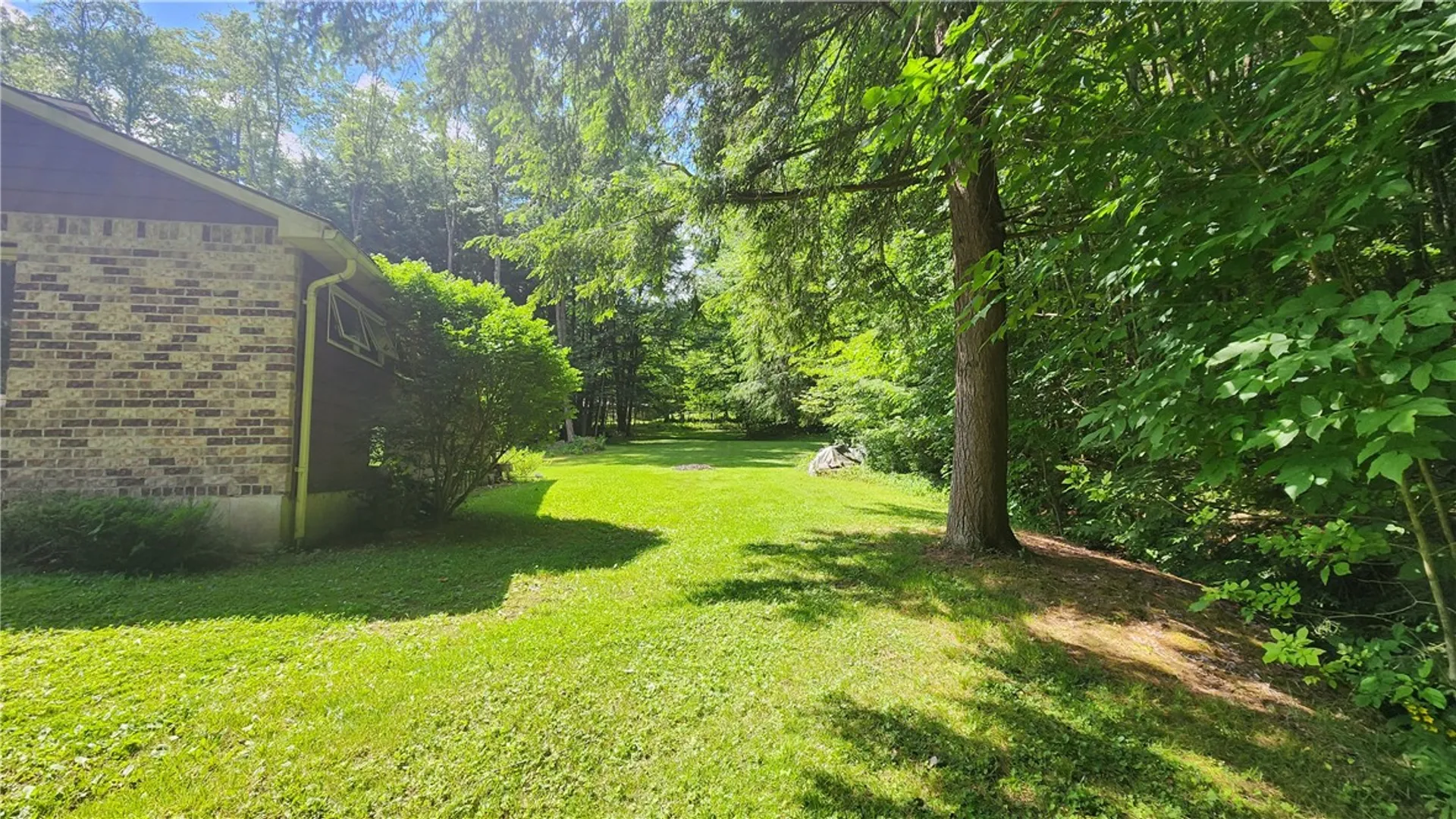 Property at 2 Ichabod Lane, Bradford Town, PA 16701 3